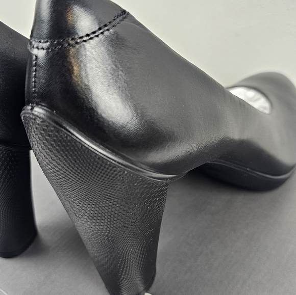 NIB ECCO Sculptured 75 Heel Black Slip-On Leather Almond Toe Pump US 10/10.5 - Picture 6 of 11